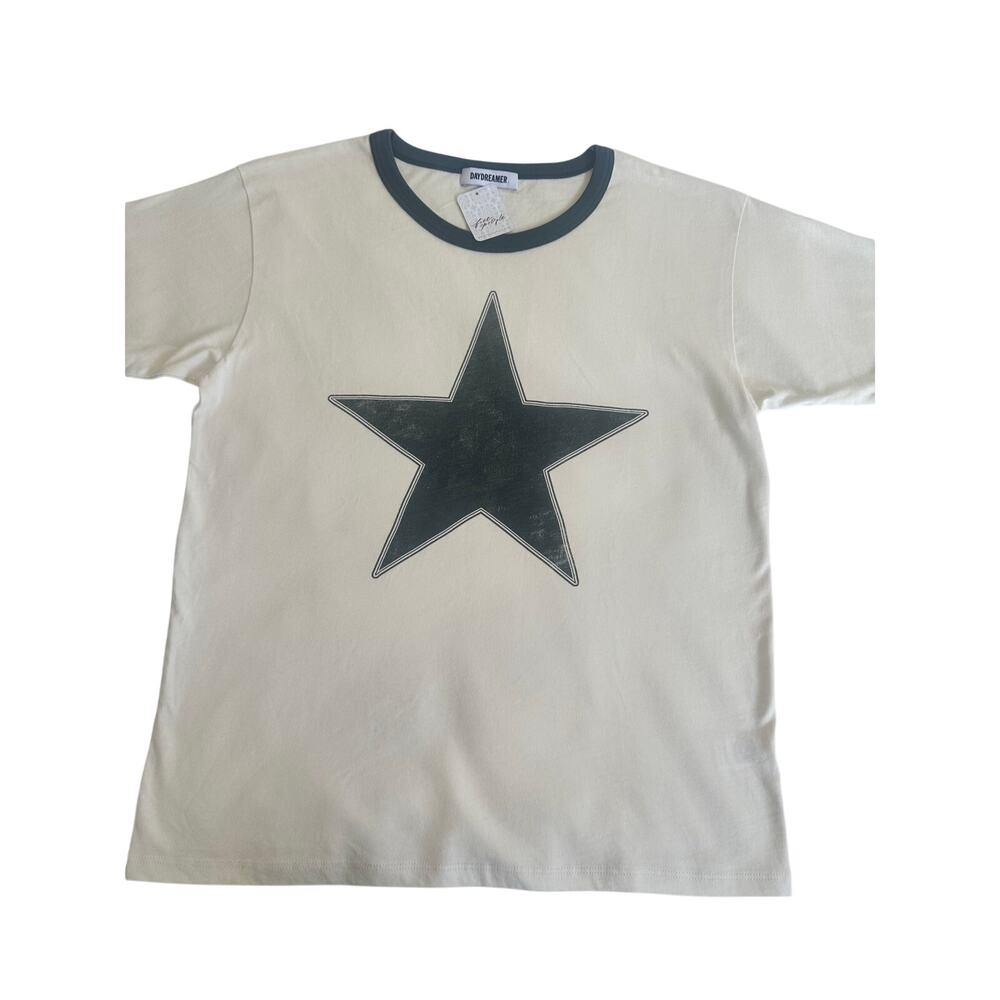 Daydreamer Star Graphic Tee NWT Size M Crewneck Casual Trendy